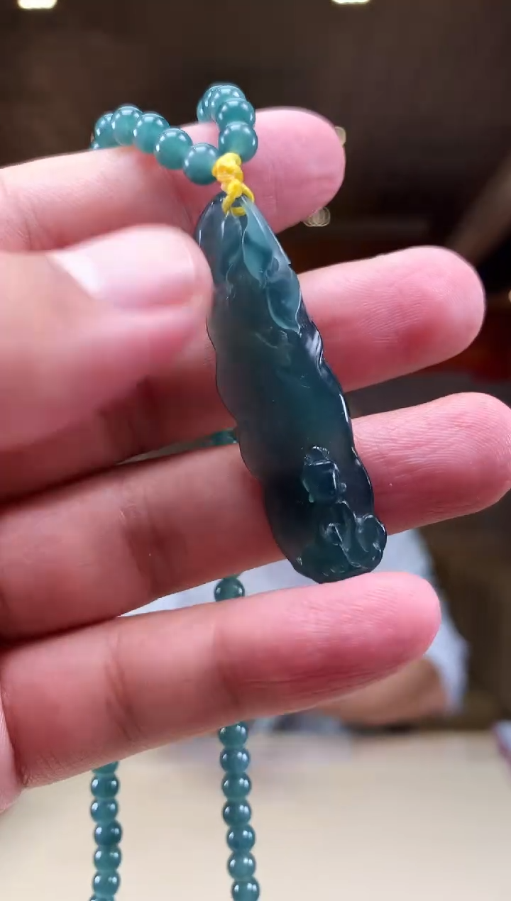 【闪购商品】翡翠颈饰未镶嵌        *650