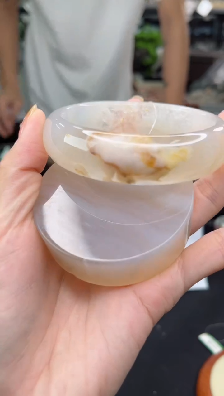 【闪购商品】石英质玉手镯未镶嵌65圈口（赠品镯心）3441222