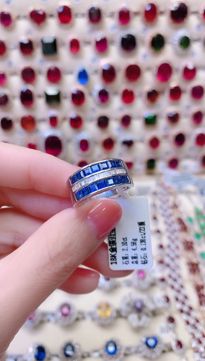 戒指蓝宝石18K金镶嵌爱***虎1