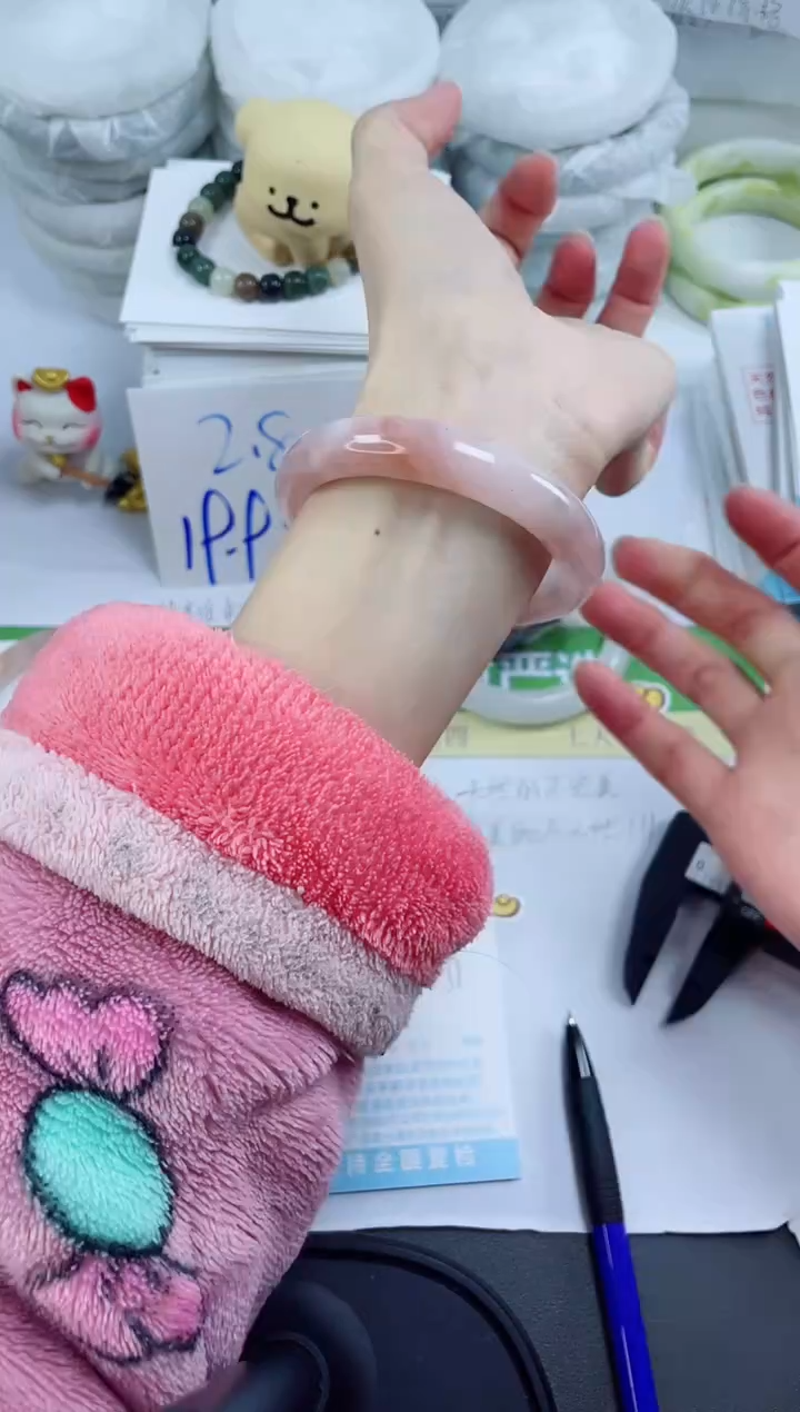 【闪购商品】石英质玉手镯未镶嵌407-54.2