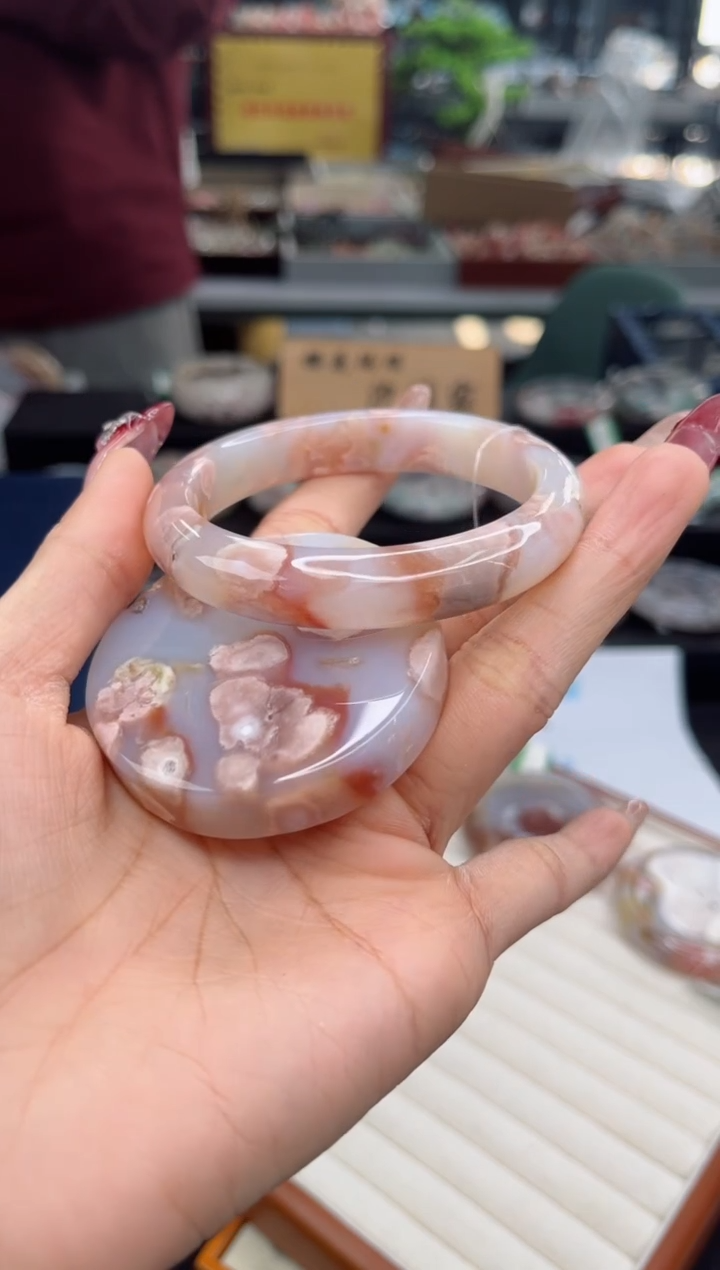 【闪购商品】石英质玉手镯未镶嵌56圈口（赠品镯心）6507043