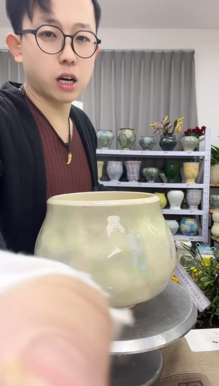 【12.13】花盆链接 高： 21 口：19.5