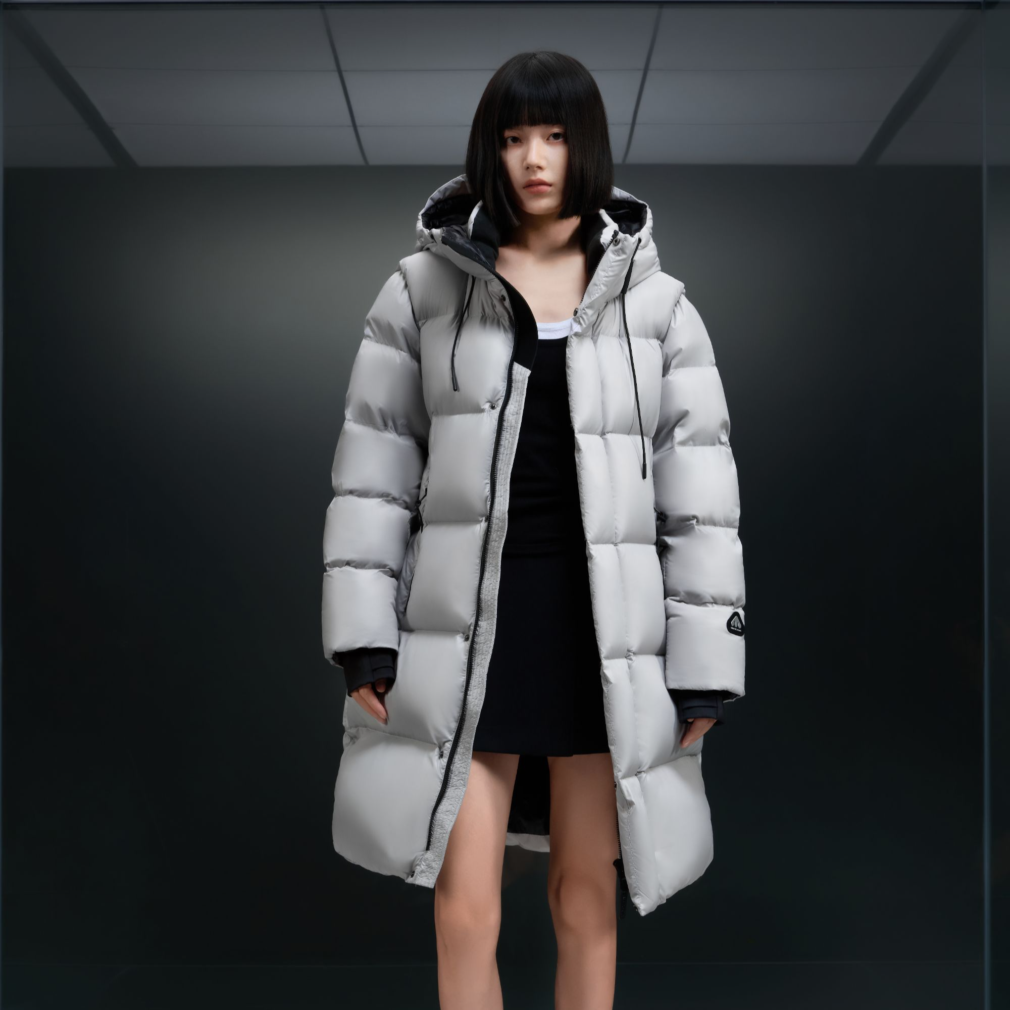 美力城羽绒服情侣款冬季白鹅绒保暖时尚长款连帽外套户外114