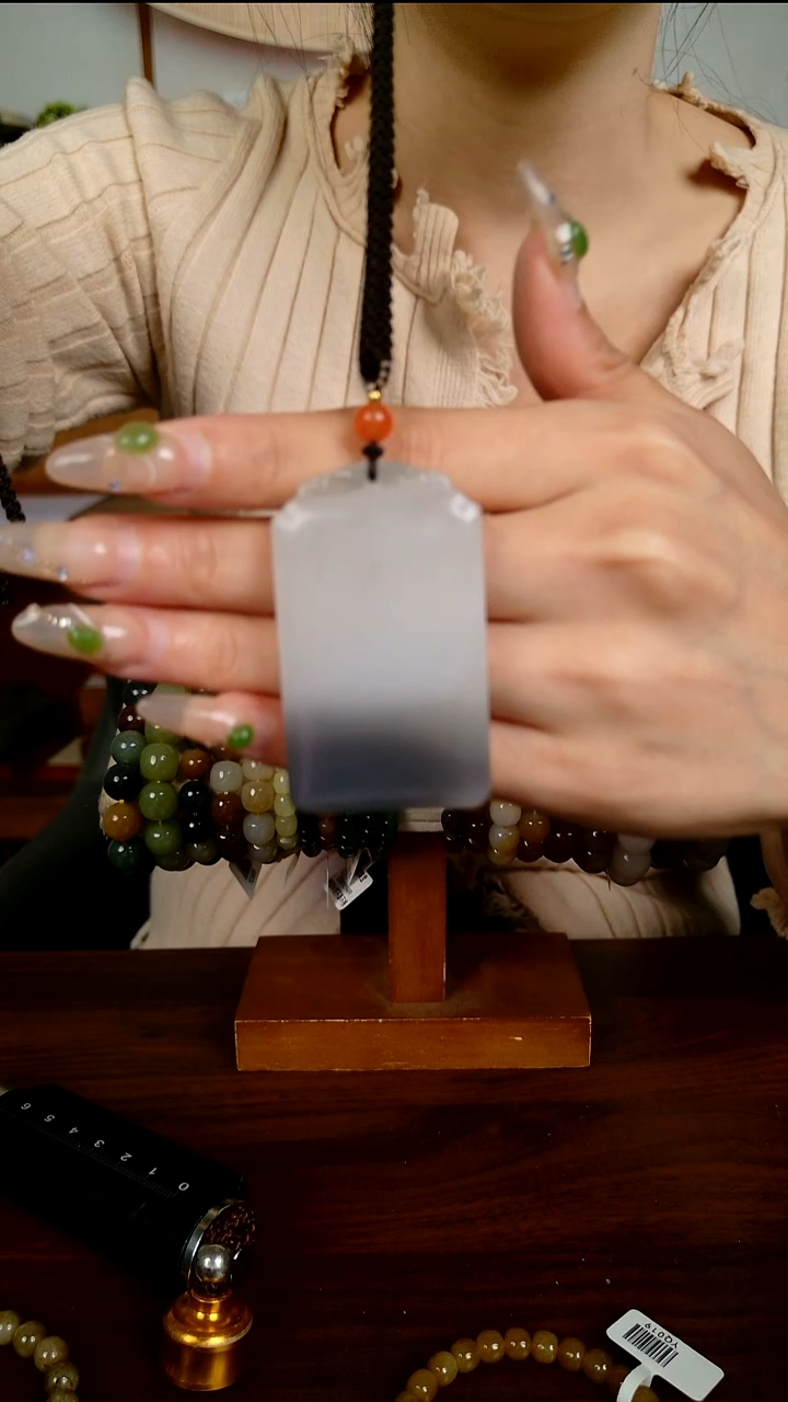 颈饰未镶嵌和田玉拍一发一 所见即所得