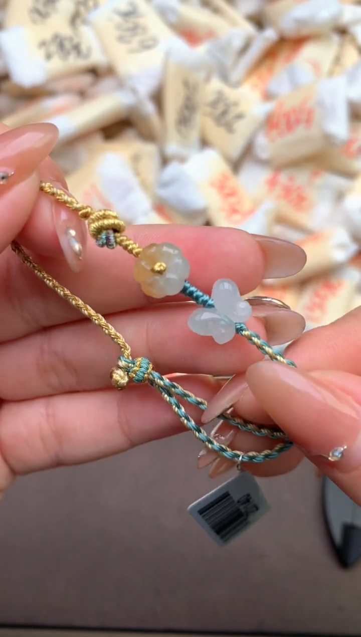 【闪购商品】未镶嵌翡翠手绳—