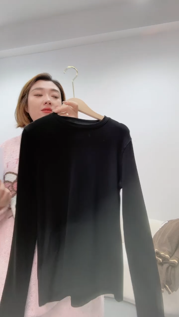 D83露丝同款打底黑色