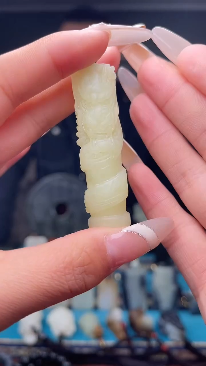 未镶嵌和田玉挂件1