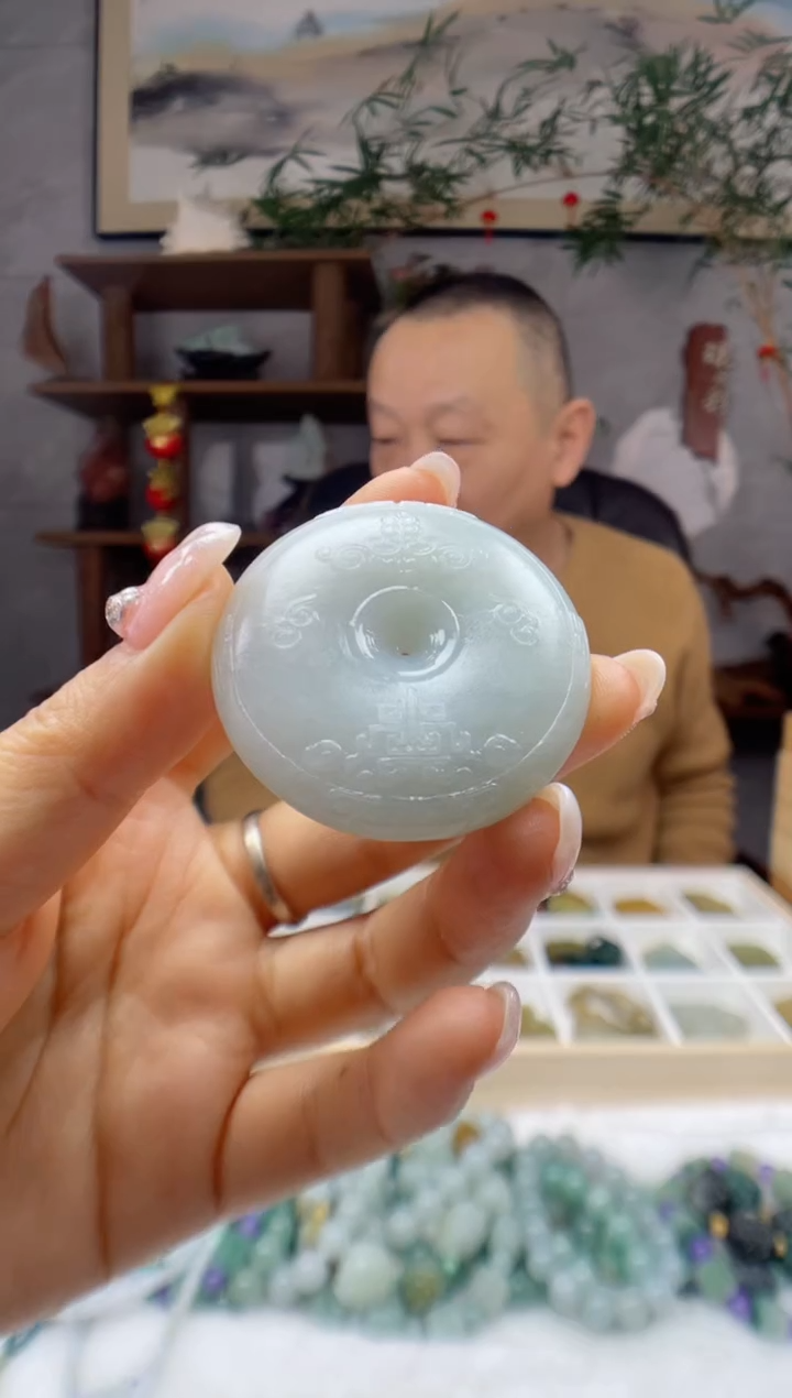 【闪购商品】定制翡翠未镶嵌扣子