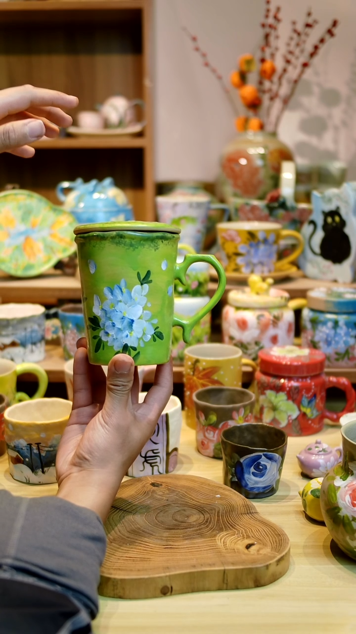 瓷片设计师款手绘釉下五彩陶瓷 