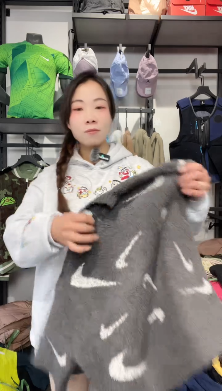 1668闪购编码 Nike/Jordan运动卫衣裤以直播间过款为准 尺码L