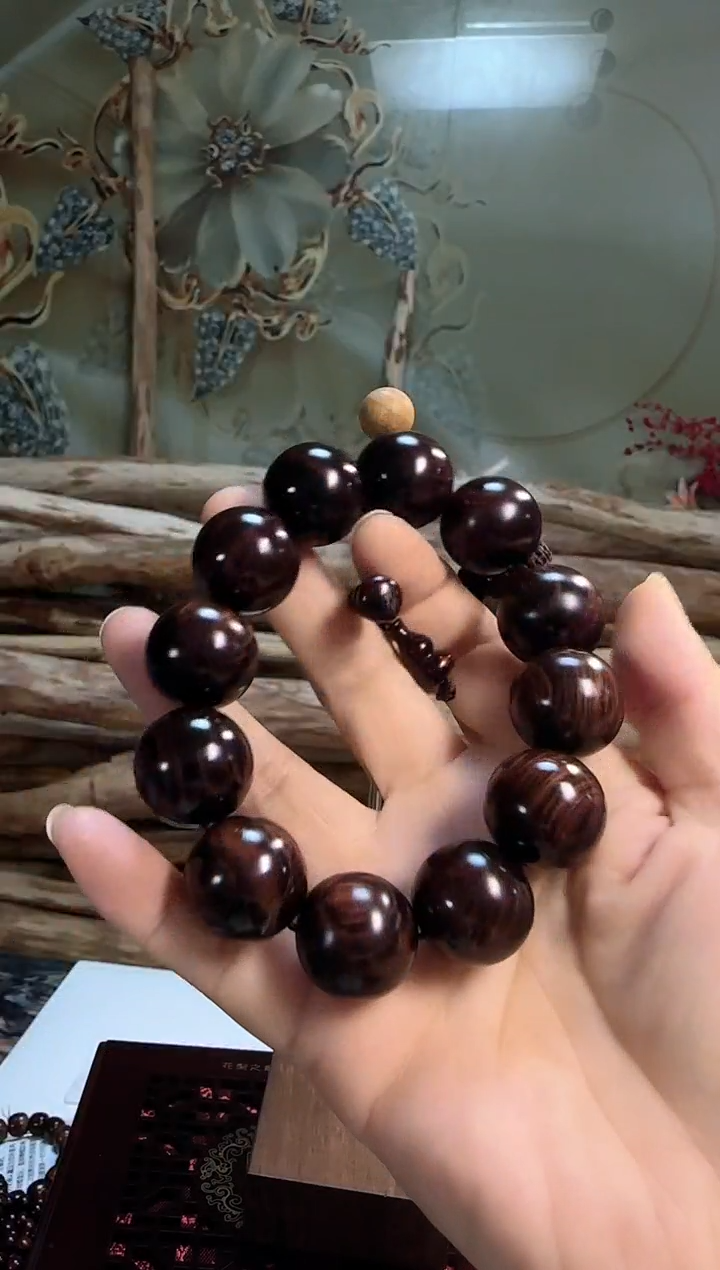 手串/手链黄花梨/降香黄檀海黄手串2.0（一物一拍）