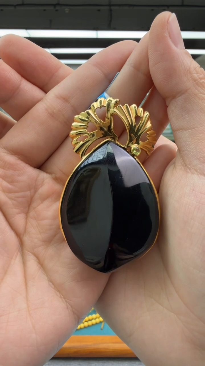 【闪购商品】琥珀颈饰银S925镶嵌171秒拍号