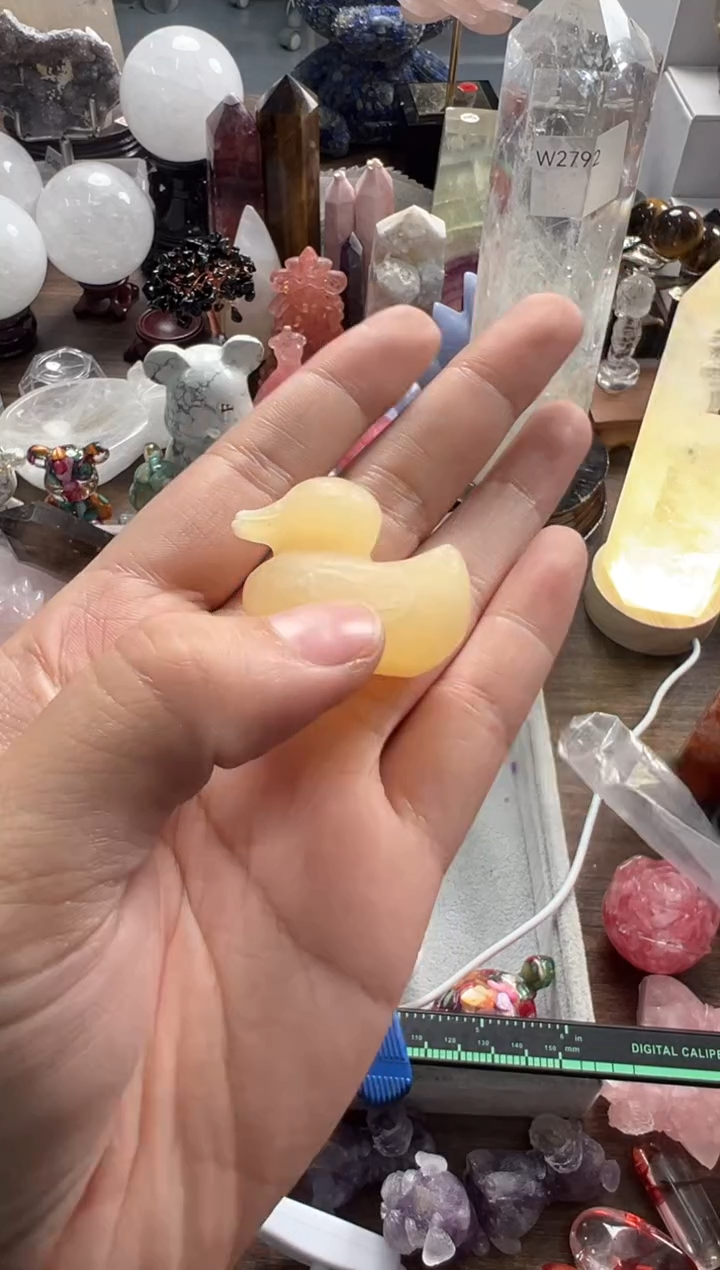 未镶嵌石英质玉珠宝奇石M015