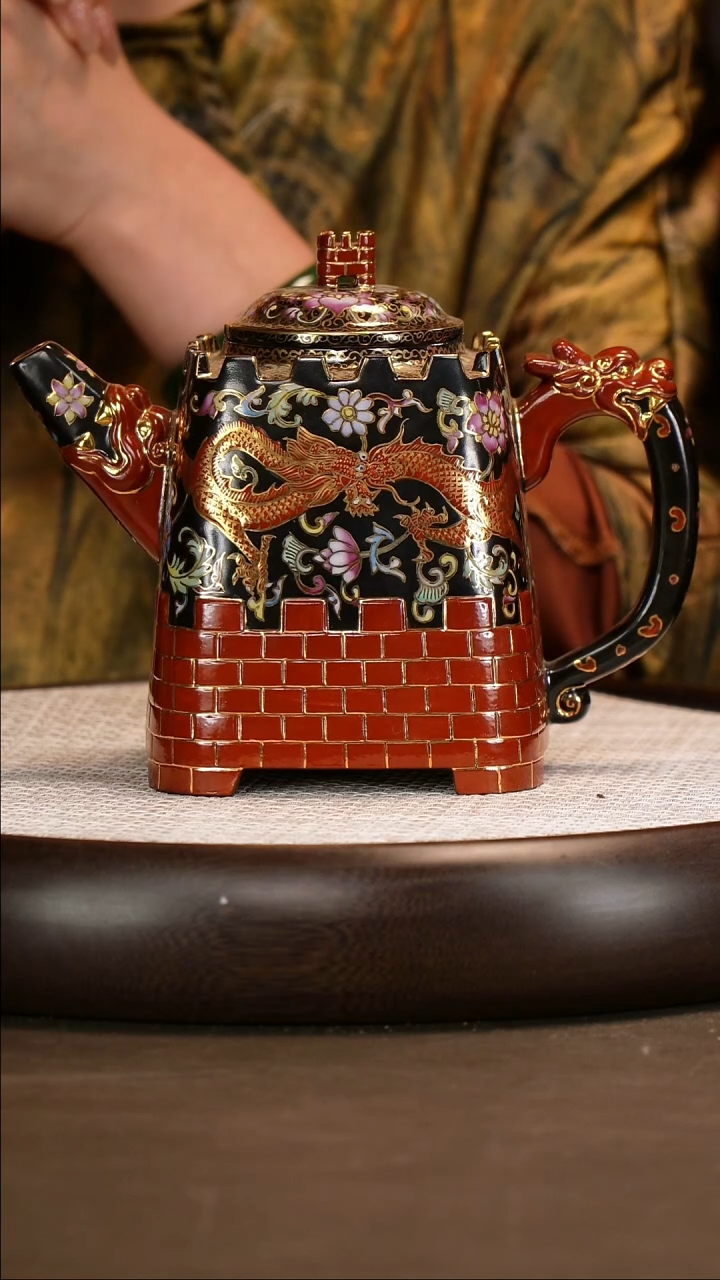 茶壶紫砂【鲍宜明】紫泥珐琅彩 长城 750cc