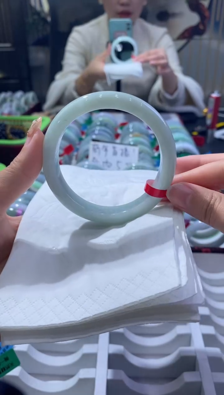 【闪购商品】翡翠手镯未镶嵌00008678