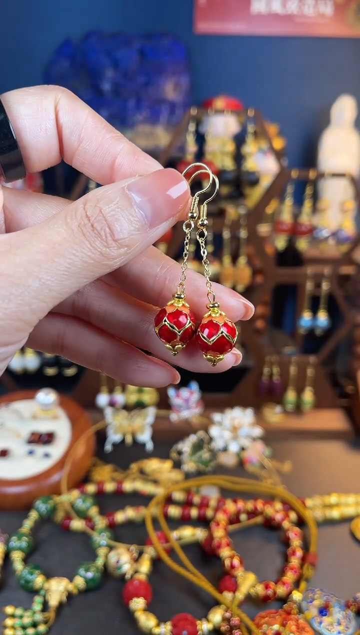 【闪购商品】红色景泰蓝珐琅耳钩