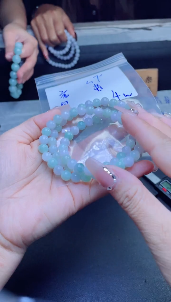 【闪购商品】定制翡翠未镶嵌珠串