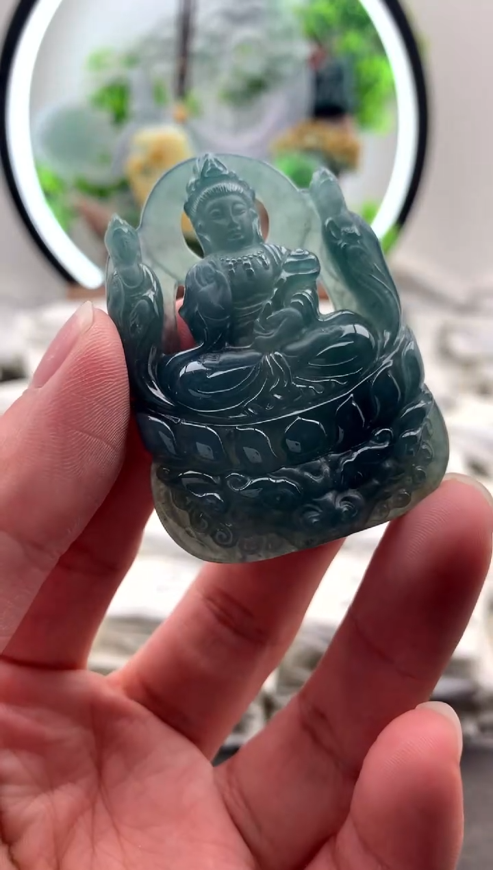 【闪购商品】翡翠颈饰未镶嵌观音