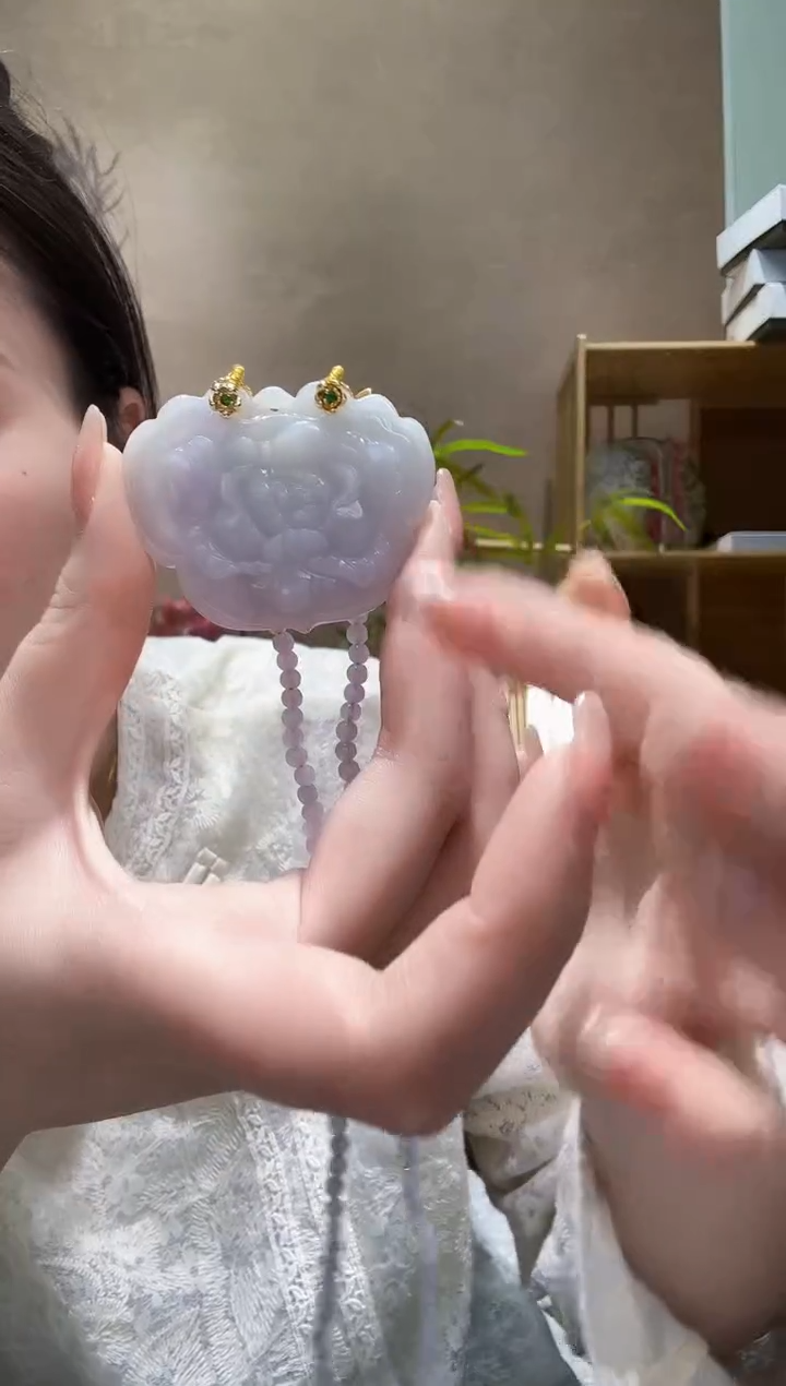 翡翠未镶嵌颈饰吊坠