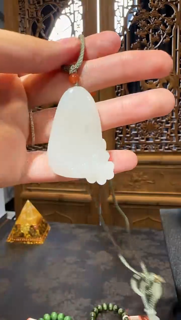 【闪购商品】和田玉吊坠未镶嵌1