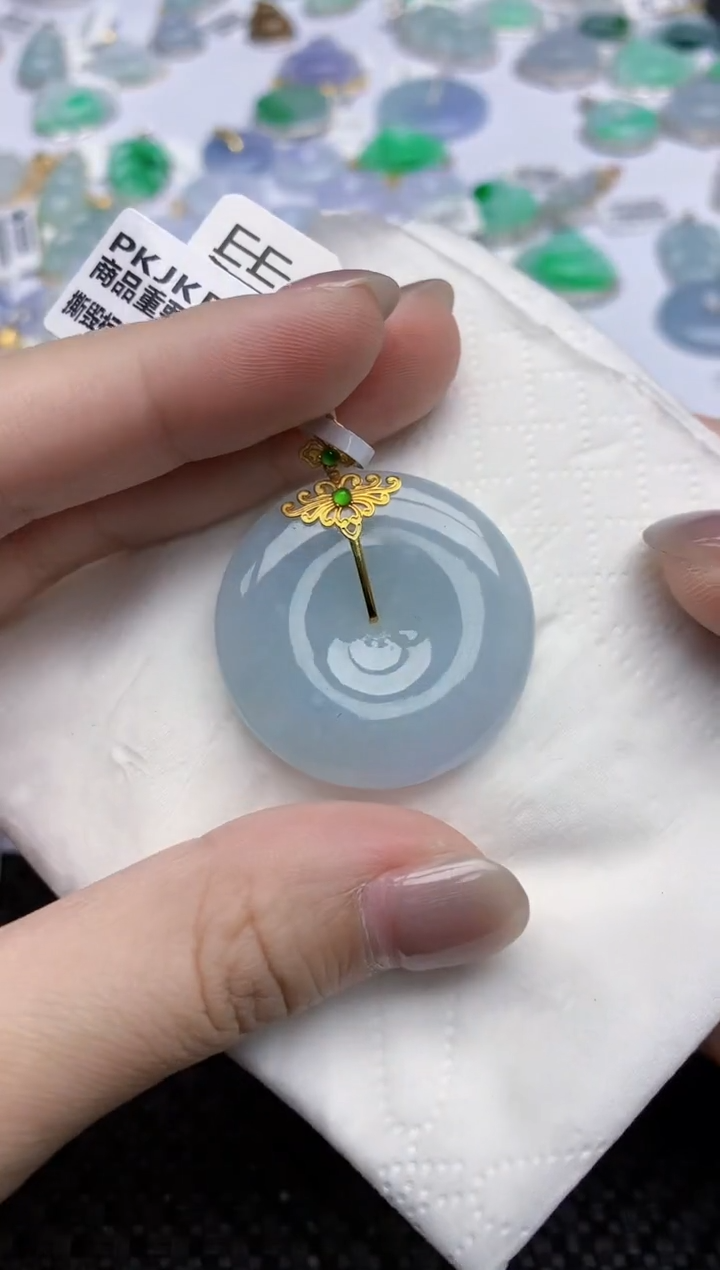 【闪购商品】翡翠颈饰18K金镶嵌天然翡翠A货