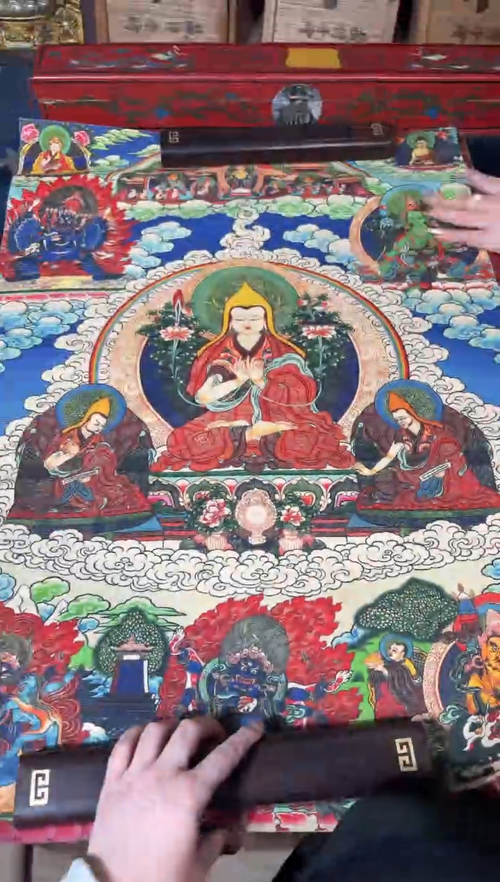 卷轴画龙妹的唐卡tk16