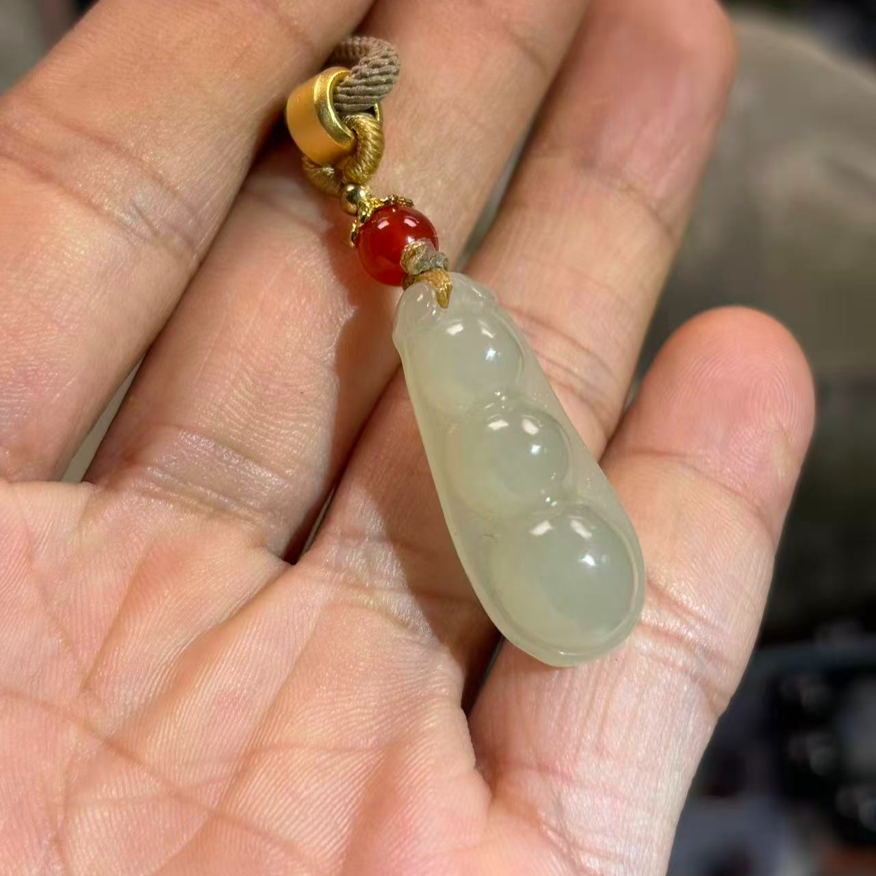 和田玉晴水 超细福豆吊坠