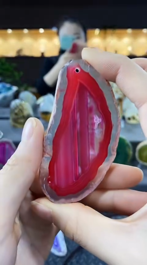 未镶嵌颈饰玛瑙/玉髓知**安玛瑙