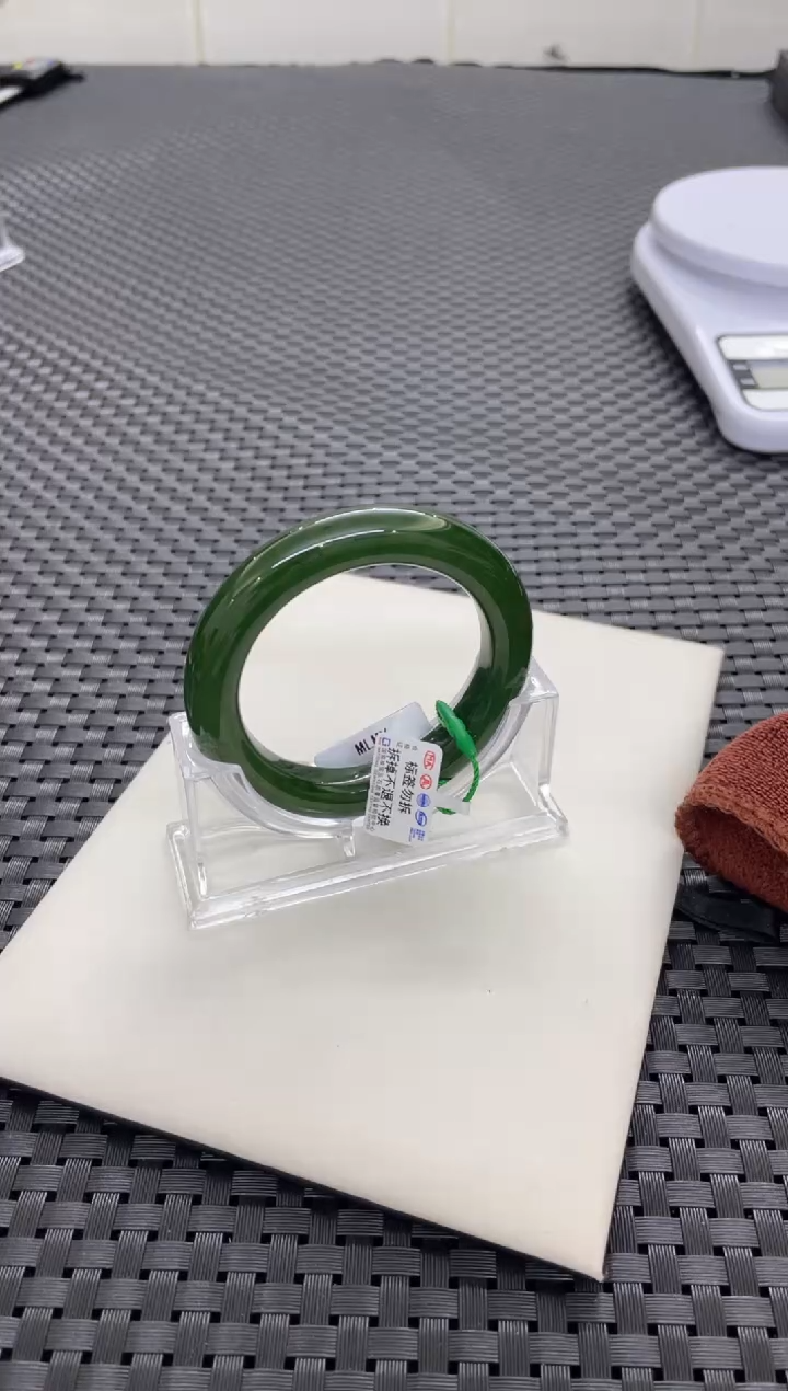 【闪购商品】和田玉手镯一条54未镶嵌（多样性发一件）Z0485-A