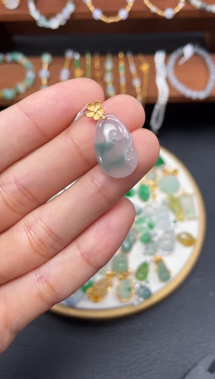 【闪购商品】翡翠吊坠(不含链)18K金镶嵌一个  JK535