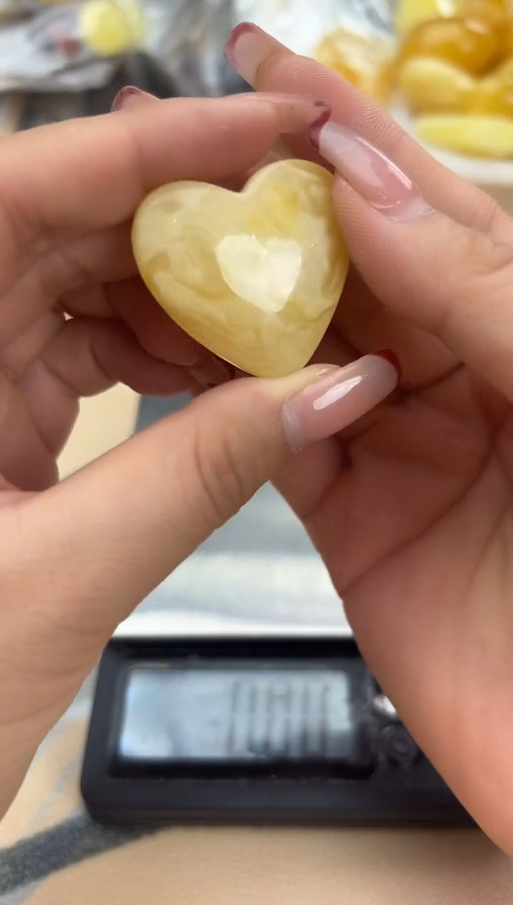 【闪购商品】琥珀裸石未镶嵌蜜蜡吊坠