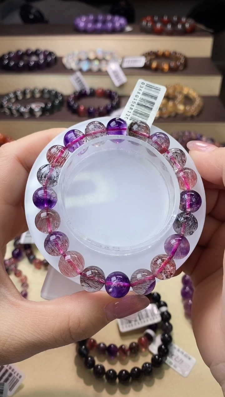 【闪购商品】水晶手链未镶嵌黑加仑超七10m+