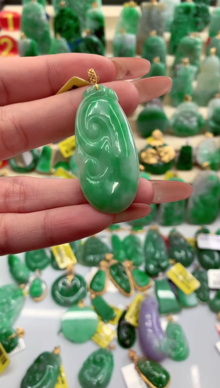 翡翠18K金镶嵌吊坠(不含链)挂件