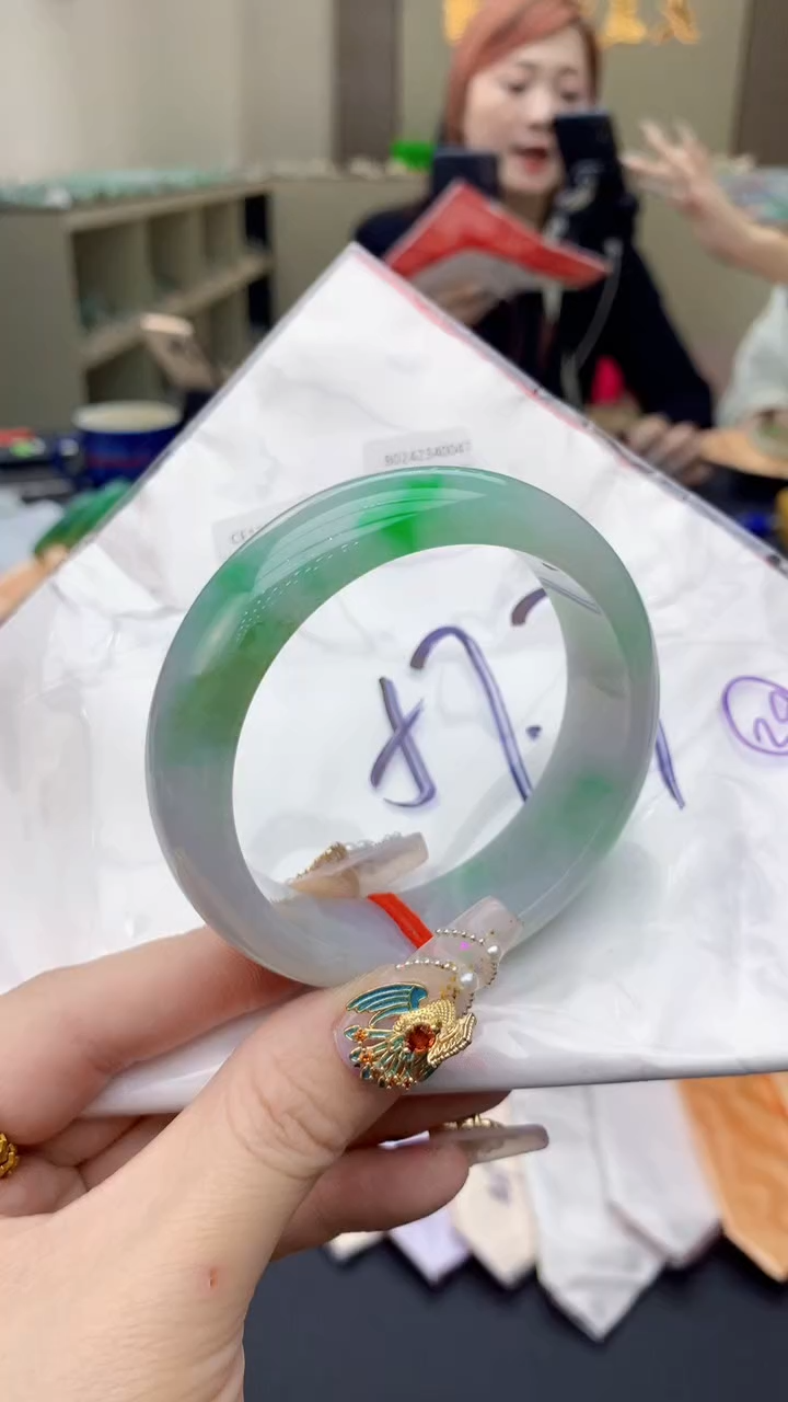 【闪购商品】翡翠手镯未镶嵌0464574018