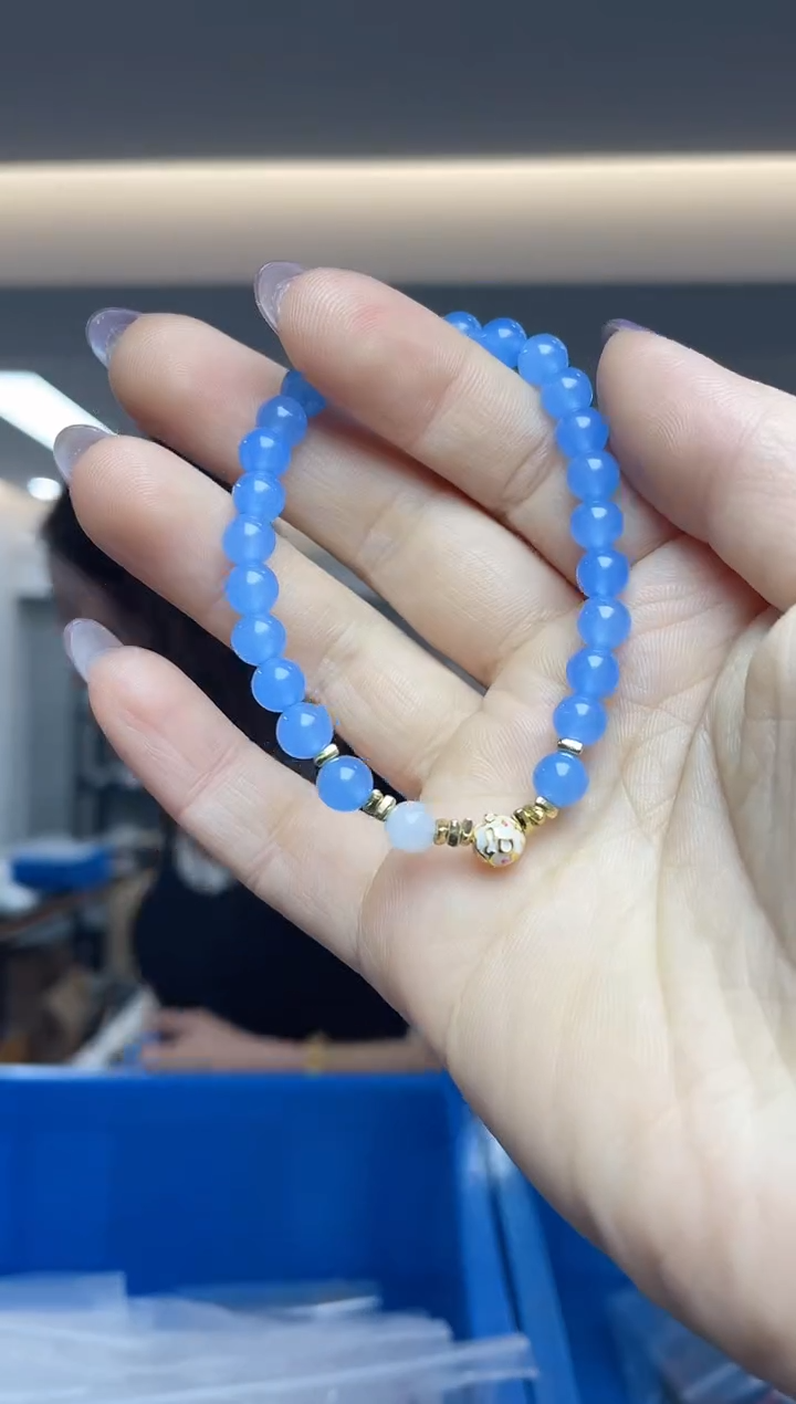 【闪购商品】海蓝宝石手串未镶嵌多样性发一件