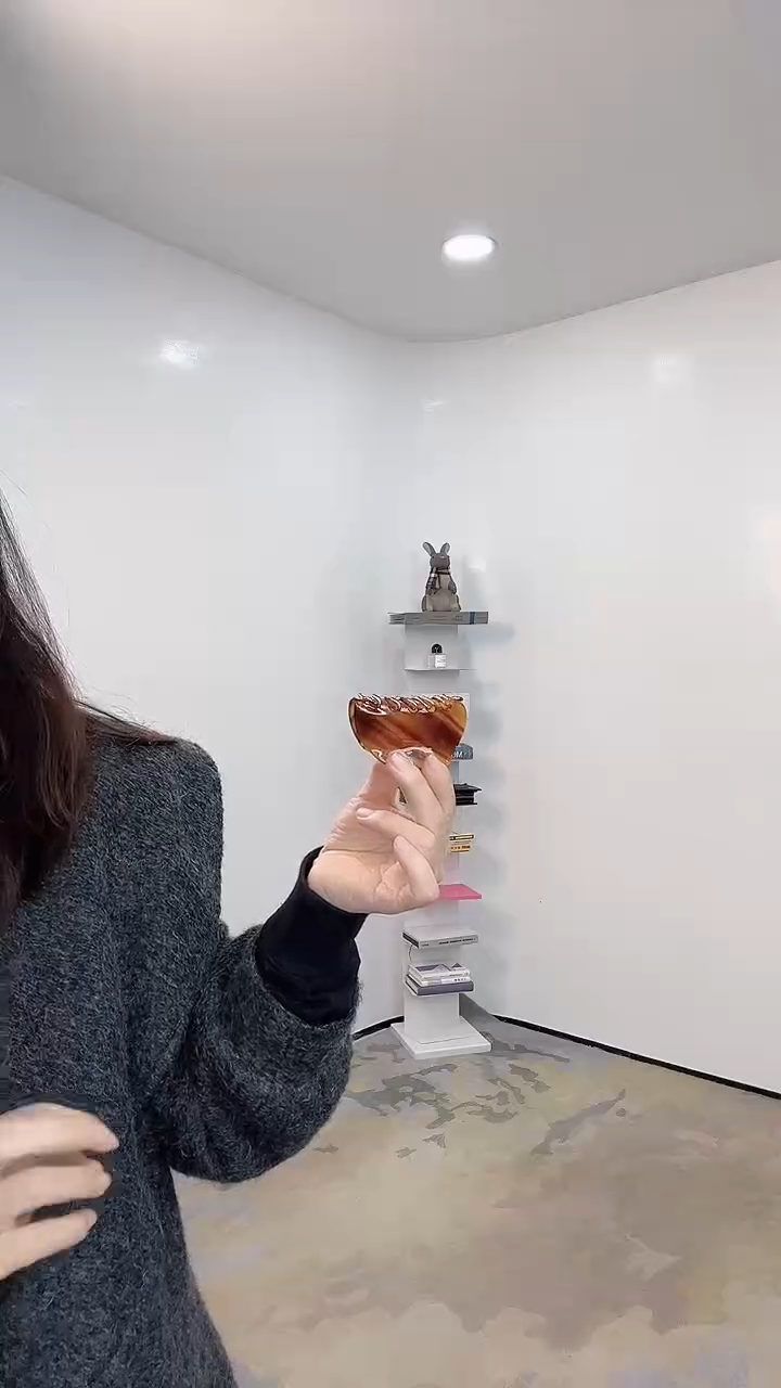 YEVACHAO女士时尚搭配抓夹