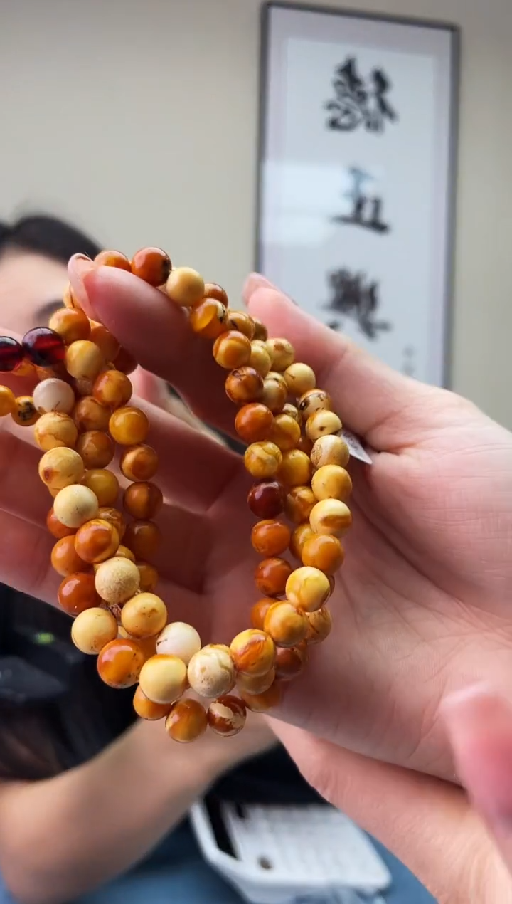 蜜蜡未镶嵌珠宝奇石T030 7微瑕假一罚十，多样性发一件