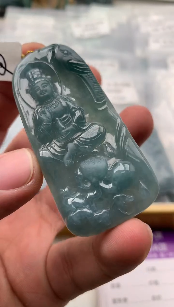 【闪购商品】翡翠颈饰未镶嵌普贤