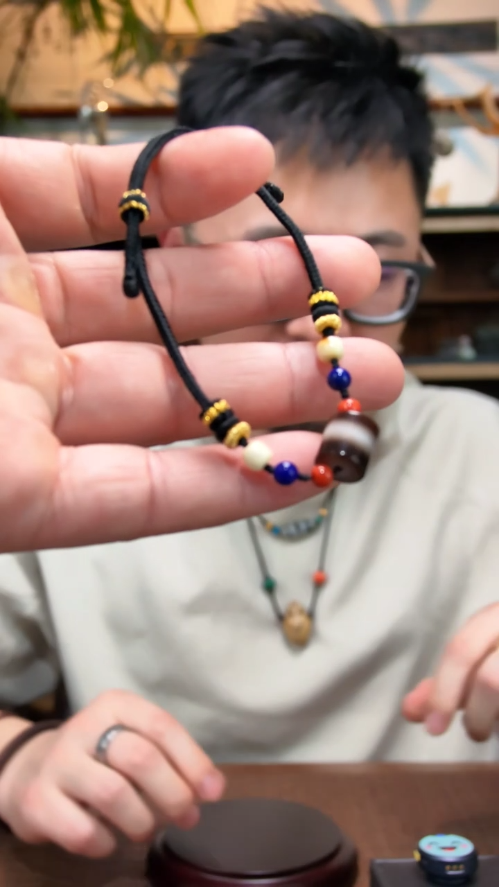 未镶嵌手链玛瑙/玉髓（覆膜）天珠玛瑙手绳LW