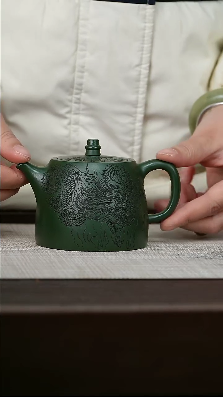 【闪购商品】宜兴原矿紫砂壶茶壶260C
