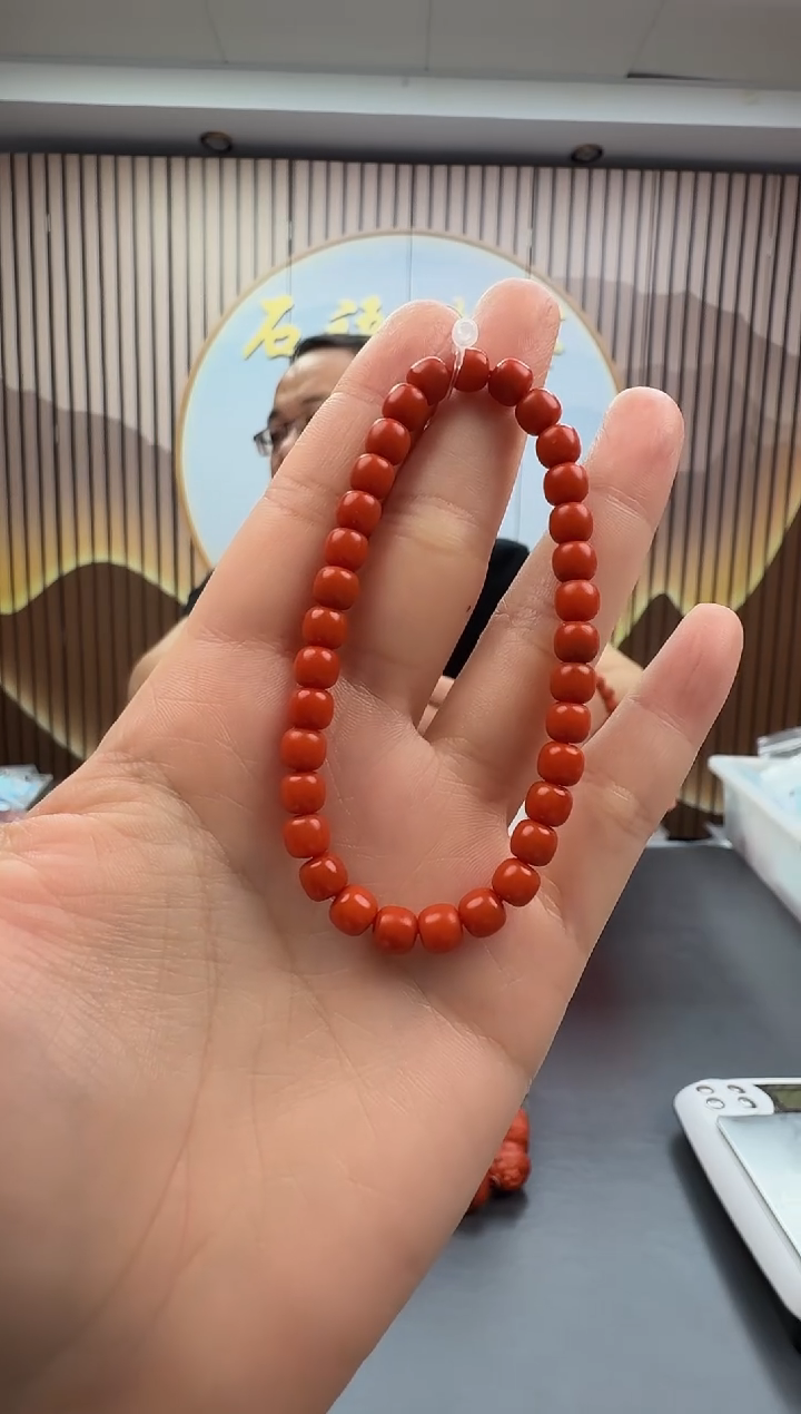 未镶嵌手串南红玛瑙008ZB1205产品一个