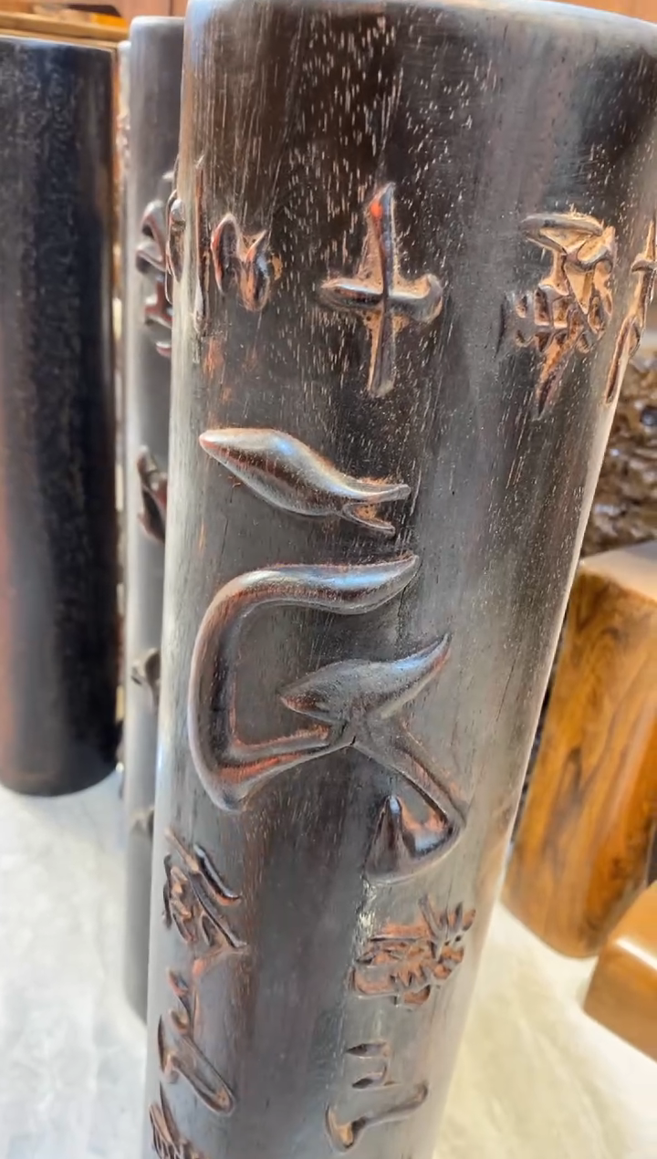 花梨木类小叶紫檀 有点风干裂 不介意拍