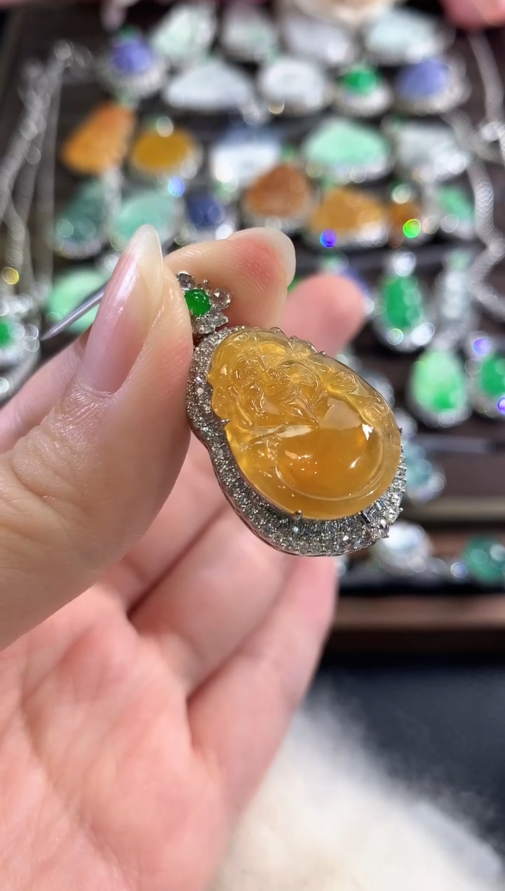 吊坠(不含链)18K金镶嵌翡翠c26   