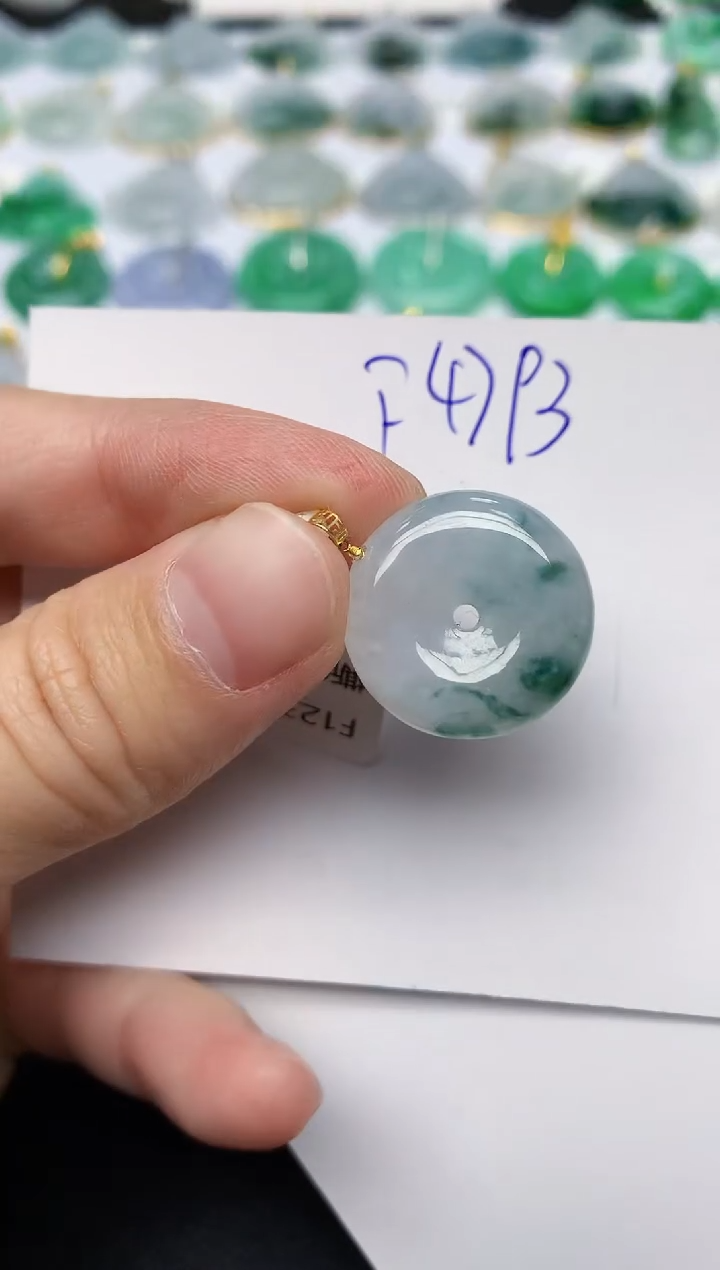 颈饰18K金镶嵌翡翠天然缅甸A货翡翠百元以上9元证书费自理