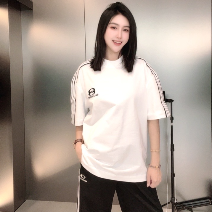 【小颖小店-W1502】韩版时尚宽松圆领短袖T恤