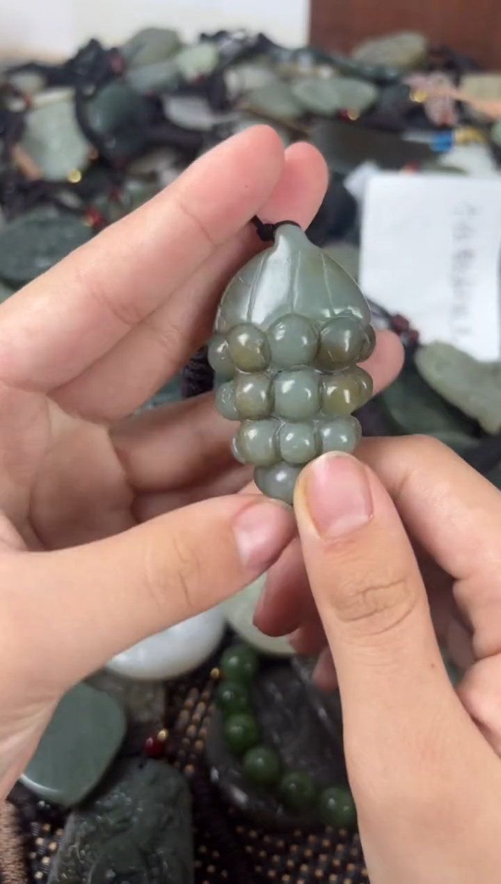 【闪购商品】和田玉颈饰未镶嵌1