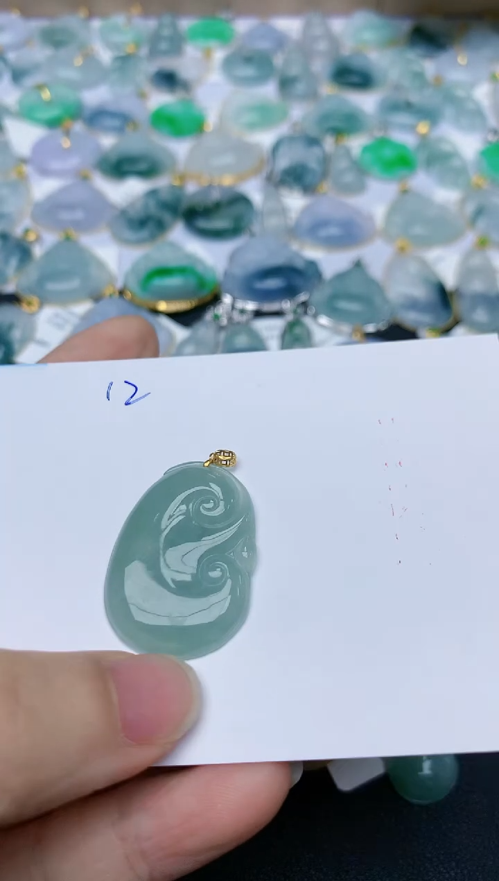 【闪购商品】翡翠颈饰18K金镶嵌天然翡翠A货    