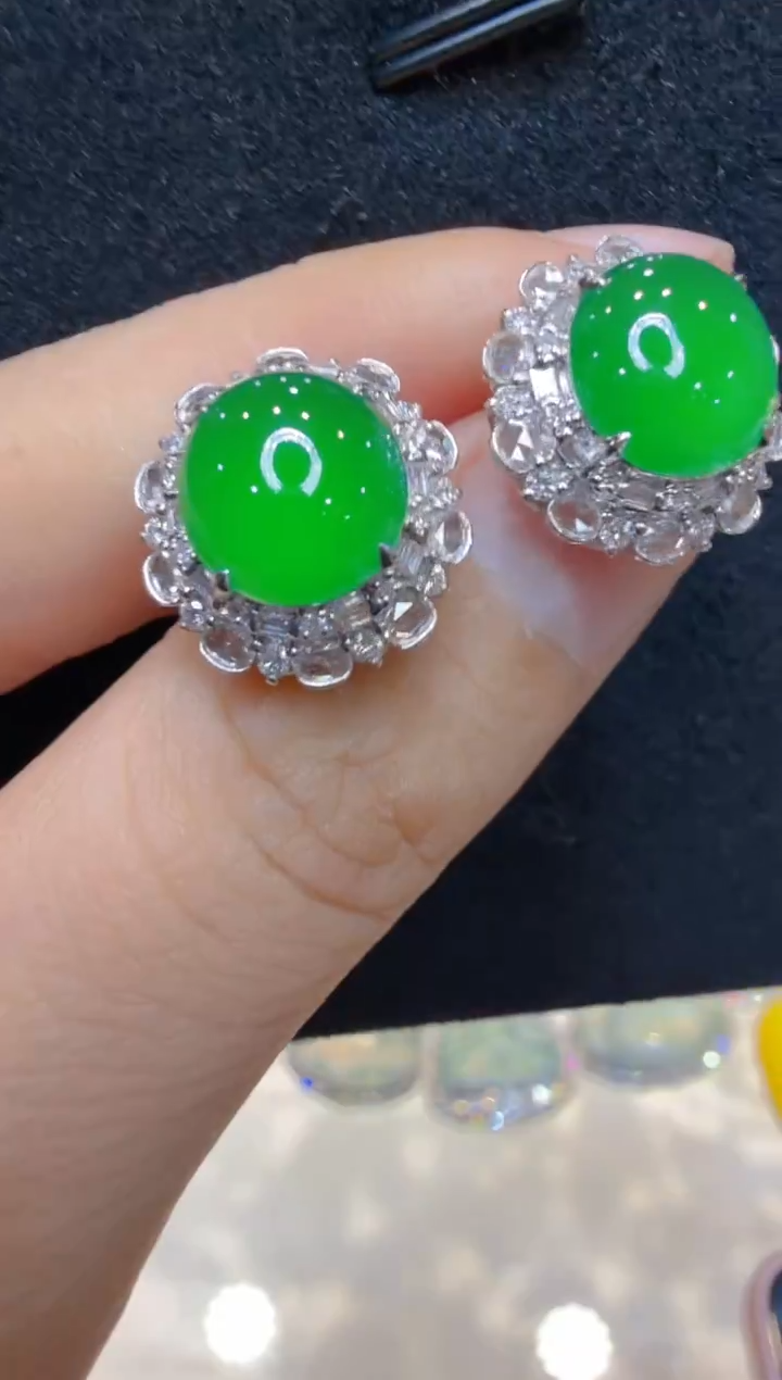 18K金镶嵌翡翠耳饰多样性团购发一件