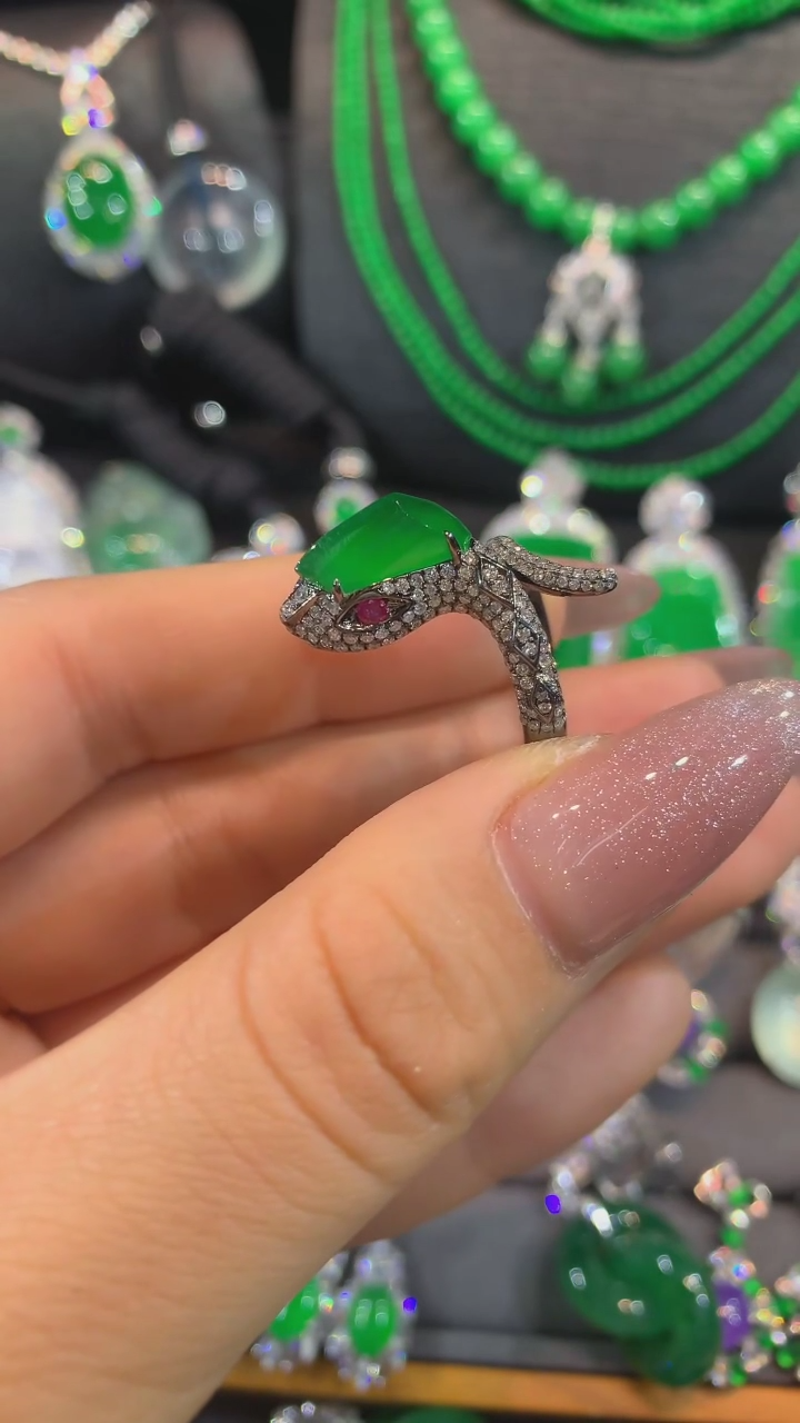 【闪购商品】翡翠戒指18K金镶嵌戒指