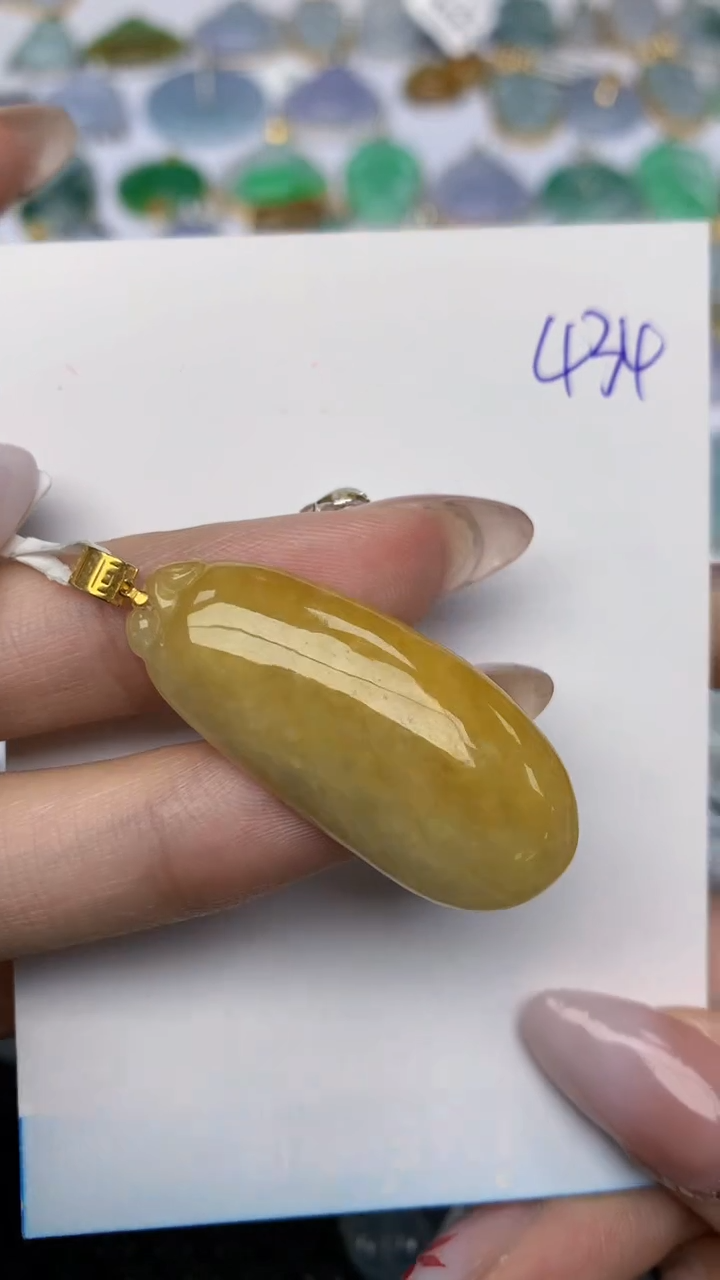 【闪购商品】翡翠颈饰18K金镶嵌天然翡翠A货